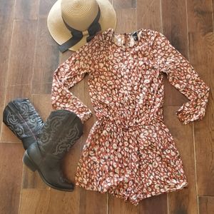 Super Classy Romper, light weight, long sleeves size 2